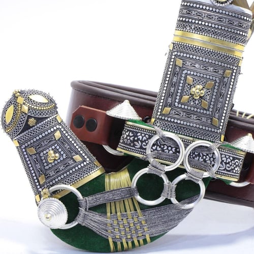 خنجر مقاس5 صب معدن مطلي فضة الراس قرن طبيعي