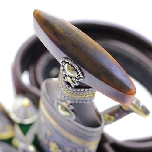 خنجر مقاس5 صب معدن مرشوش فضة الراس قرن طبيعي