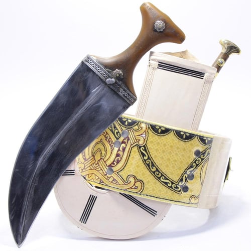 جنبية صنعاني حك زراف