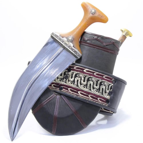 جنبية صنعاني حك زراف