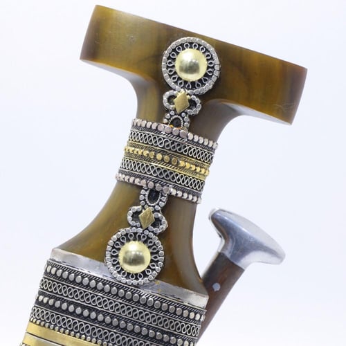 خنجر مقاس5 صب معدن مرشوش فضة الراس قرن طبيعي