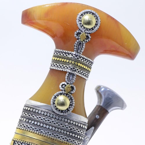 خنجر حك زراف معرق مقاس 5معدن مطلي فضة