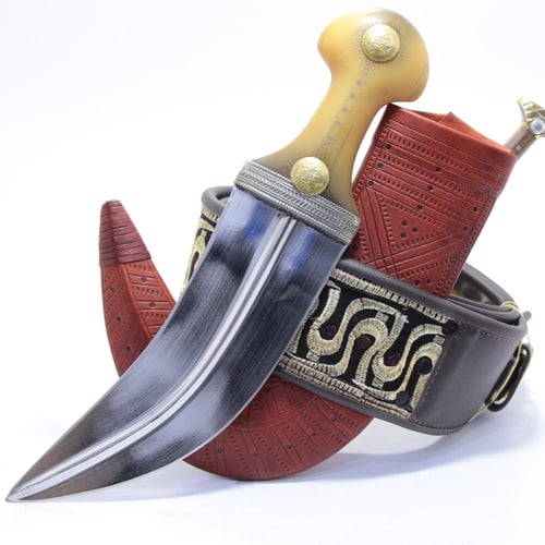 جنبية نجراني حك زراف مكعب مقاس كبير