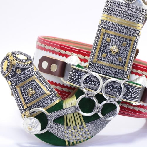 خنجر الراس قرن طبيعي سيال قصة عماني مقاس 5معدن مطل...