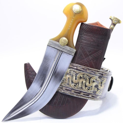 جنبية نجراني حك زراف مكعب مقاس كبير