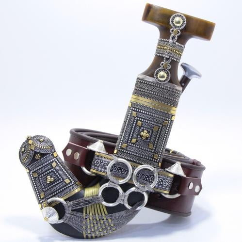 خنجر مقاس5 صب معدن مرشوش فضة الراس قرن طبيعي