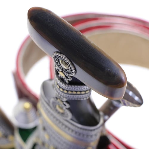 خنجر مقاس5 صب معدن مطلي فضة الراس قرن طبيعي