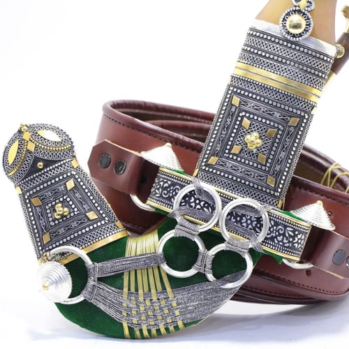 خنجر حك زراف معرق مقاس 5معدن مطلي فضة