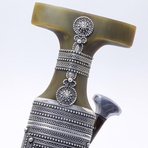 خنجر مقاس 7 صب فضة صافي عيار 925 الراس قرن طبيعي