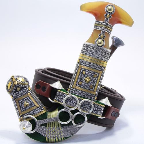 خنجر حك زراف معرق مقاس 5معدن مطلي فضة