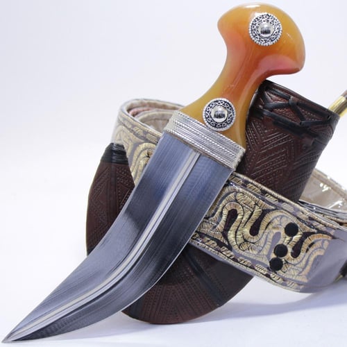 جنبية نجراني حك زراف مكعب مقاس كبير