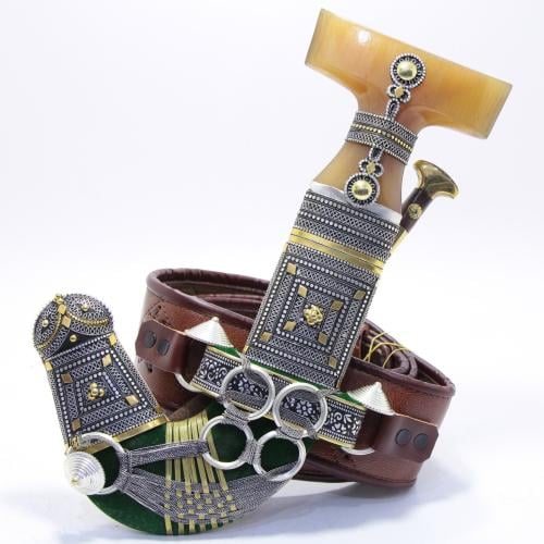 خنجر حك زراف معرق مقاس 5معدن مطلي فضة