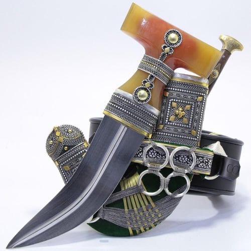 خنجر حك زراف معرق مقاس 5معدن مطلي فضة