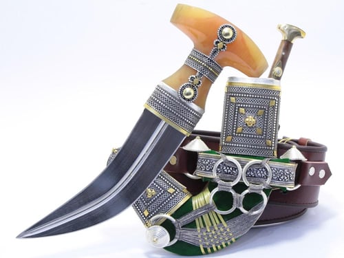 خنجر حك زراف معرق مقاس 5معدن مطلي فضة