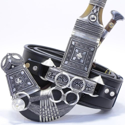 خنجر الراس وتر سيال قصة عماني مقاس 5معدن مطلي فضة