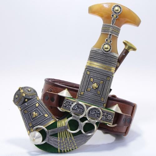 خنجر حك زراف معرق مقاس 5معدن مطلي فضة