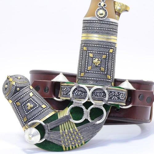 خنجر حك زراف معرق مقاس 5معدن مطلي فضة