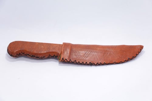 سكين ملبسة جلد طبيعي