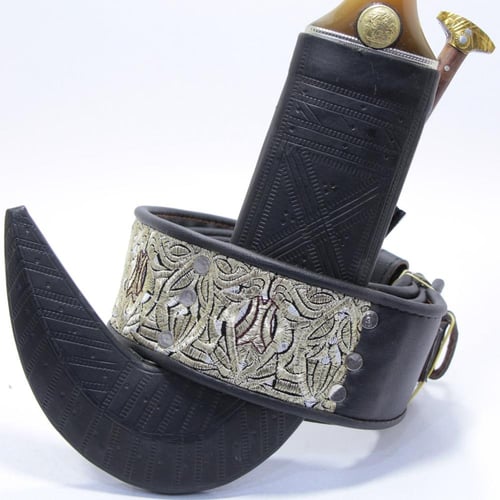 جنبية نجراني حك زراف مقاس كبير