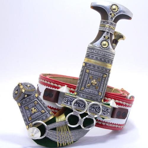 خنجر الراس قرن طبيعي سيال قصة عماني مقاس 5معدن مطل...