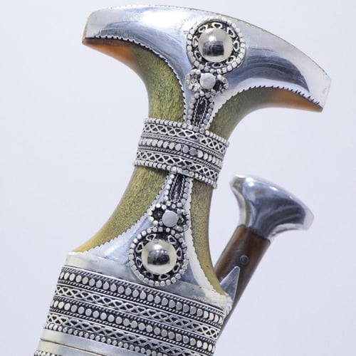 خنجر الراس وتر سيال قصة عماني مقاس 5معدن مطلي فضة