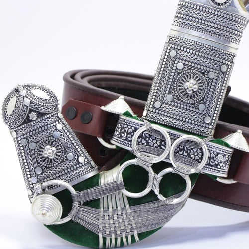 خنجر الراس وتر سيال قصة عماني مقاس 5معدن مطلي فضة