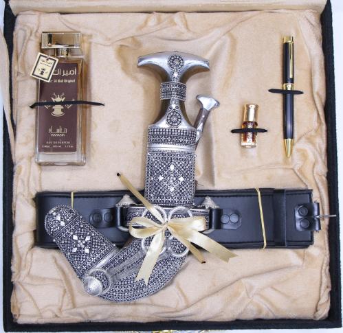 خنجر الراس وتر سيال قصة عماني مقاس 5معدن مطلي فضة