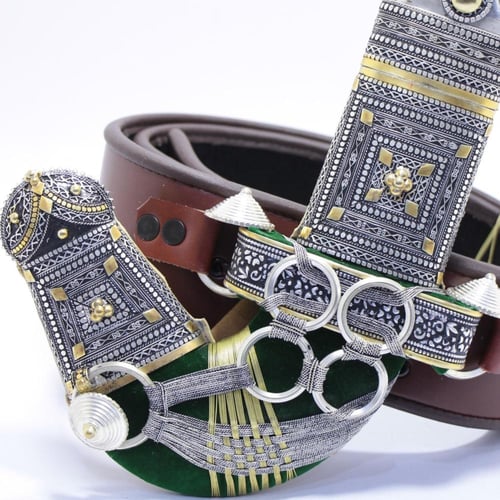 خنجر الراس وتر سيال قصة عماني مقاس 5معدن مطلي فضة