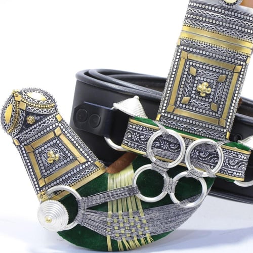 خنجر حك زراف معرق مقاس 5معدن مطلي فضة