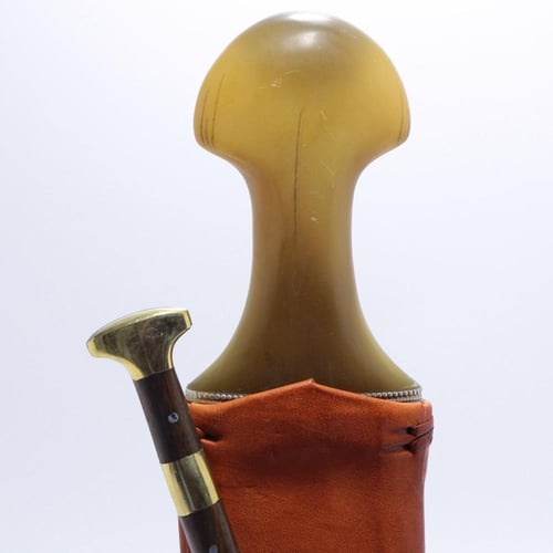 جنبية نجراني حك زراف مكعب مقاس كبير