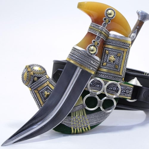 خنجر حك زراف معرق مقاس 5معدن مطلي فضة