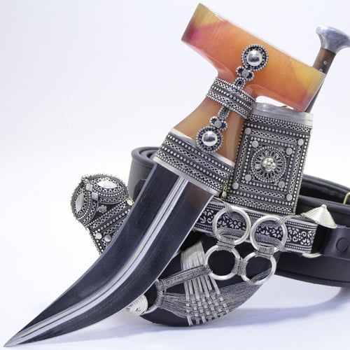 خنجر حك زراف معرق مقاس 5معدن مطلي فضة