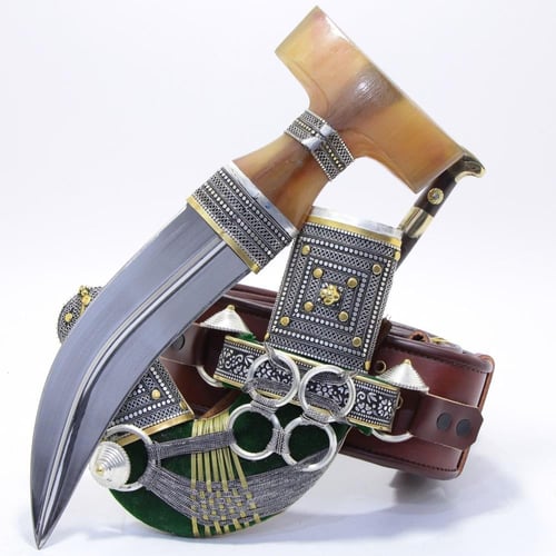 خنجر حك زراف معرق مقاس 5معدن مطلي فضة