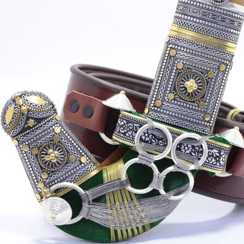 خنجر حك زراف معرق مقاس 5معدن مطلي فضة