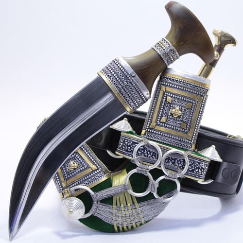 خنجر الراس قرن طبيعي سيال قصة عماني مقاس 5معدن مطل...