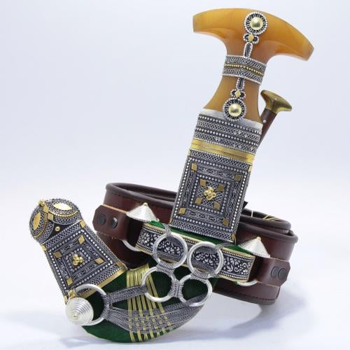 خنجر حك زراف معرق مقاس 5معدن مطلي فضة