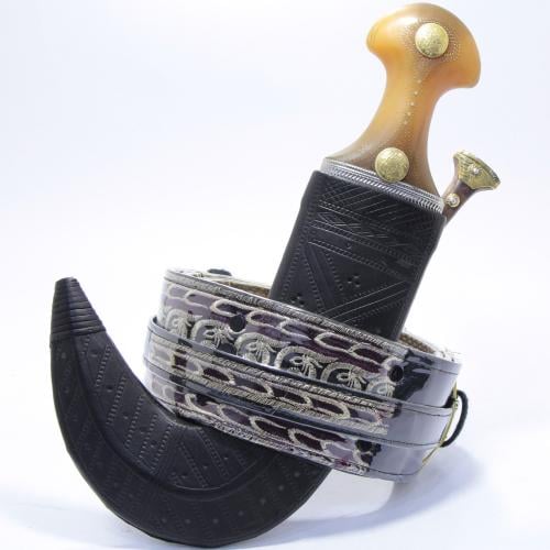 جنبية نجراني حك زراف مكعب مقاس كبير