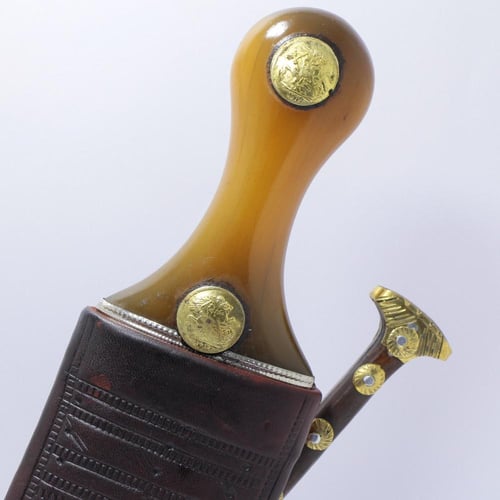 جنبية نجراني حك زراف مقاس كبير