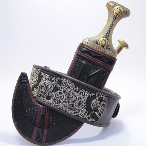 جنبية صنعاني حك زراف