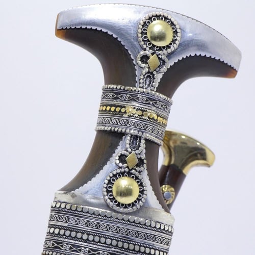 خنجر الراس قرن طبيعي سيال قصة عماني مقاس 5معدن مطل...