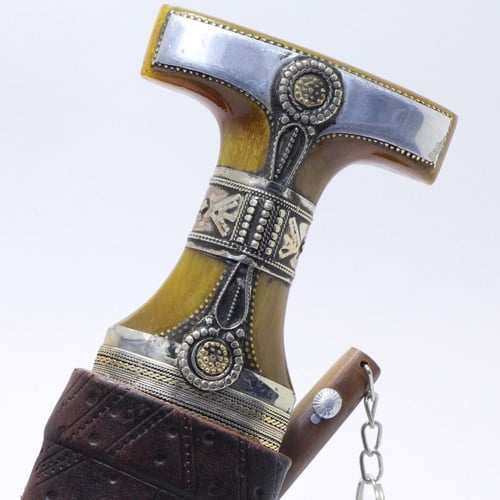 جنبية نجرانية وتر