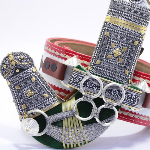 خنجر الراس قرن طبيعي سيال قصة عماني مقاس 5معدن مطل...