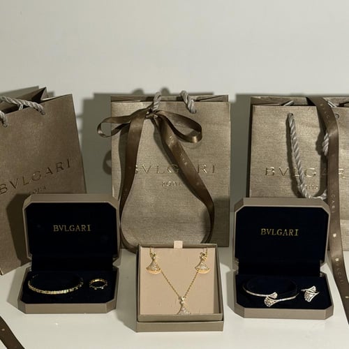 بكج اكسسوارات 6 قطع BVLGARI - شامل الملحقات