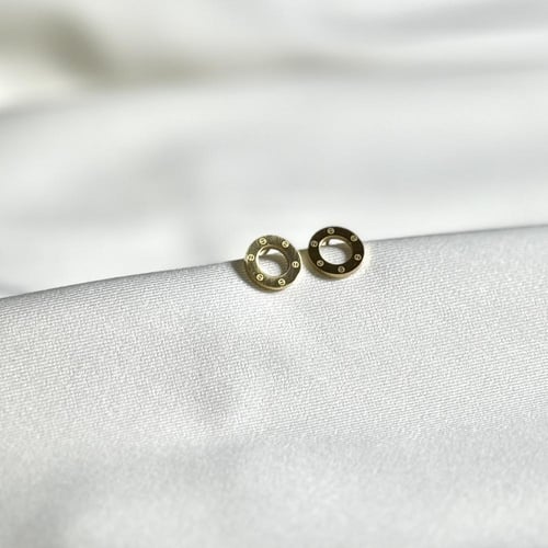 طقم love كارتيرذهبي -شامل الملحقات