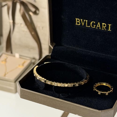بكج اكسسوارات 6 قطع BVLGARI - شامل الملحقات