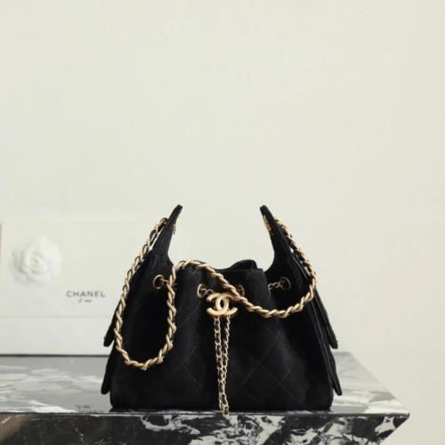 Chanel Hopo 26 mini size