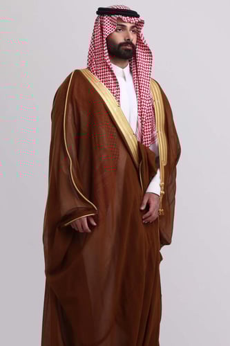 بشت ملكي اشقر