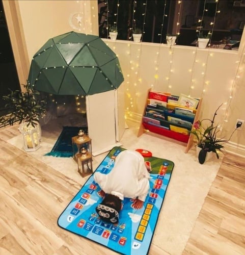 سجادة الاطفال الاكترونية لتعليم الصلاه والوضوء