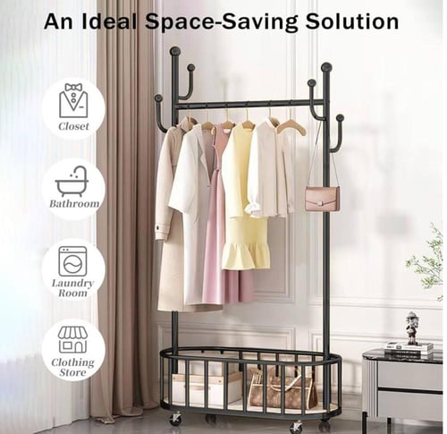 شماعة ملابس معدنية بلون أسود