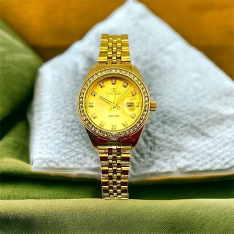 ساعه نسائيه موديل رولكس ذهبي ميناء ذهبي